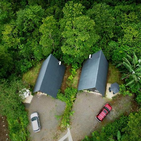 Yarumo Lodge, Rio Celeste Black Chalets Bijagua Bagian luar foto