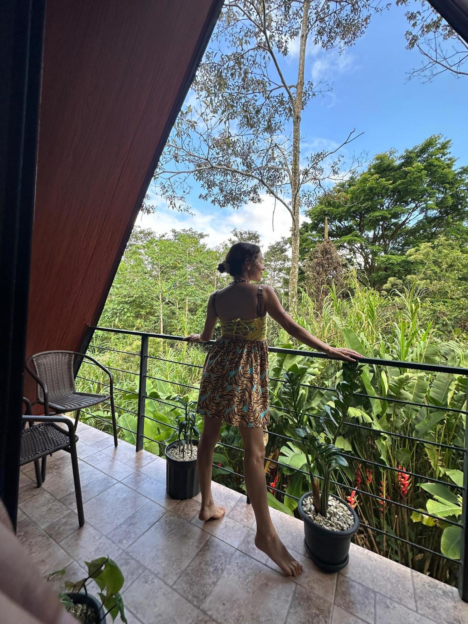 Yarumo Lodge, Rio Celeste Black Chalets Bijagua Bagian luar foto